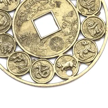 4,5 cm Cink Ötvözet Kedvező Szerencsés Kínai horoszkóp Feng Shui Érme A Jó Szerencse Amulett Virágzó Védelem