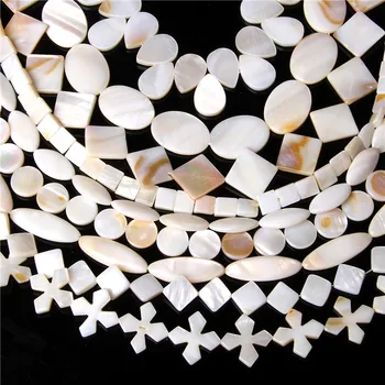Fehér, Természetes Kagyló Csatlakozók Laza Gyöngyök Különböző Formájú Kagyló Gyöngy Ékszerek Készítése DIY Nyaklánc, Karkötő Kiegészítők Ajándék